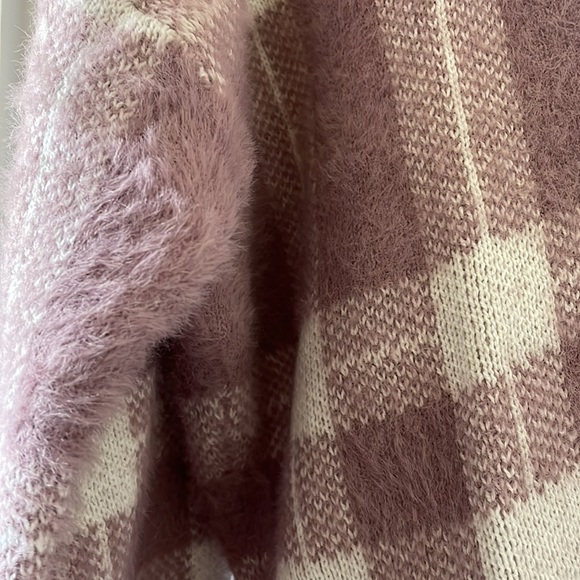 Bp fuzzy purple lilac eyelash crop cardigan plaid cozy - Picture 6 of 9